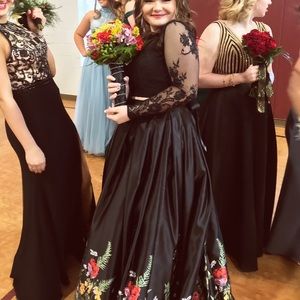 Sherri Hill Prom Dress